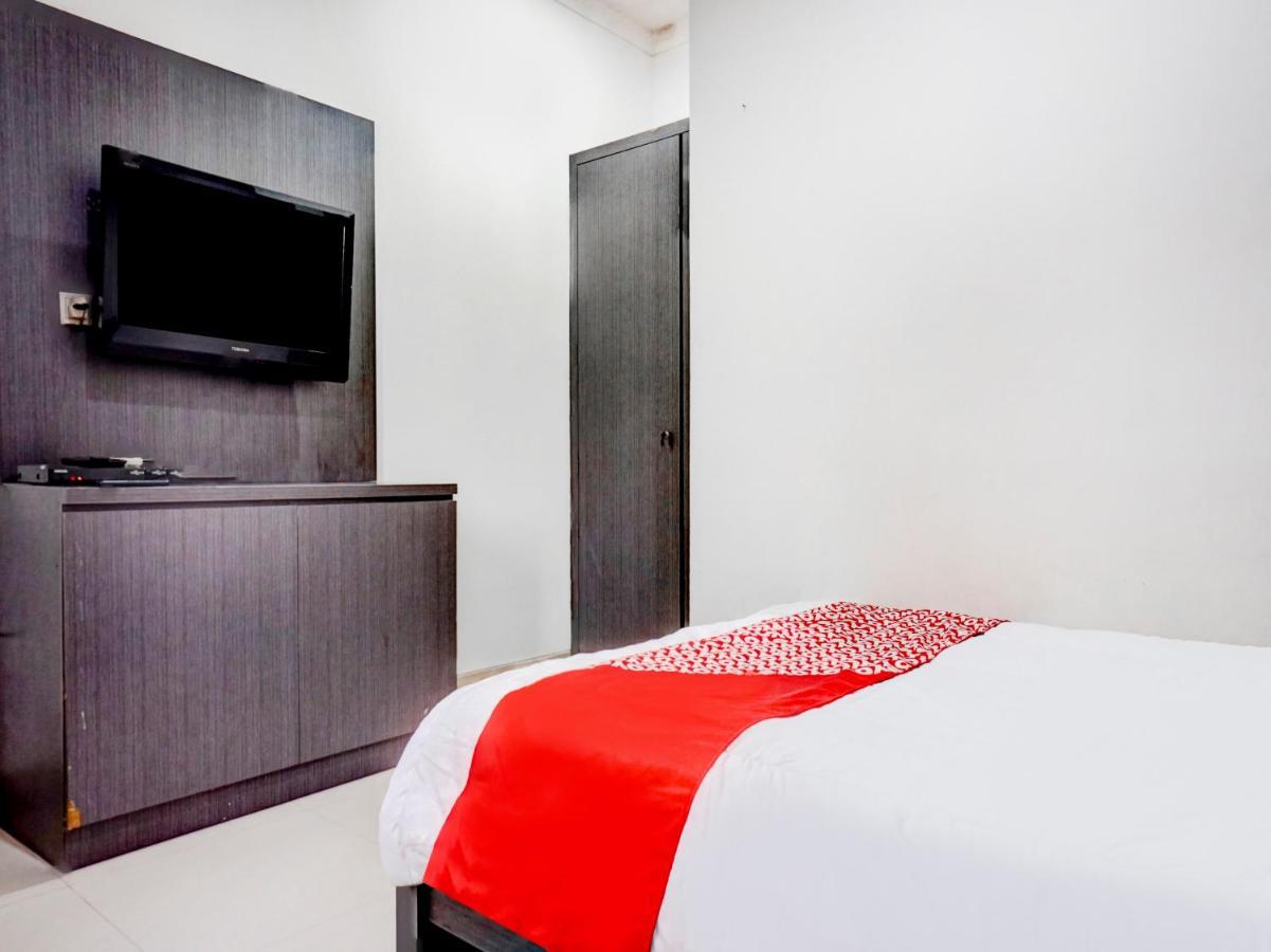 Oyo 90438 Mampang 34 Residence Jacarta Exterior foto