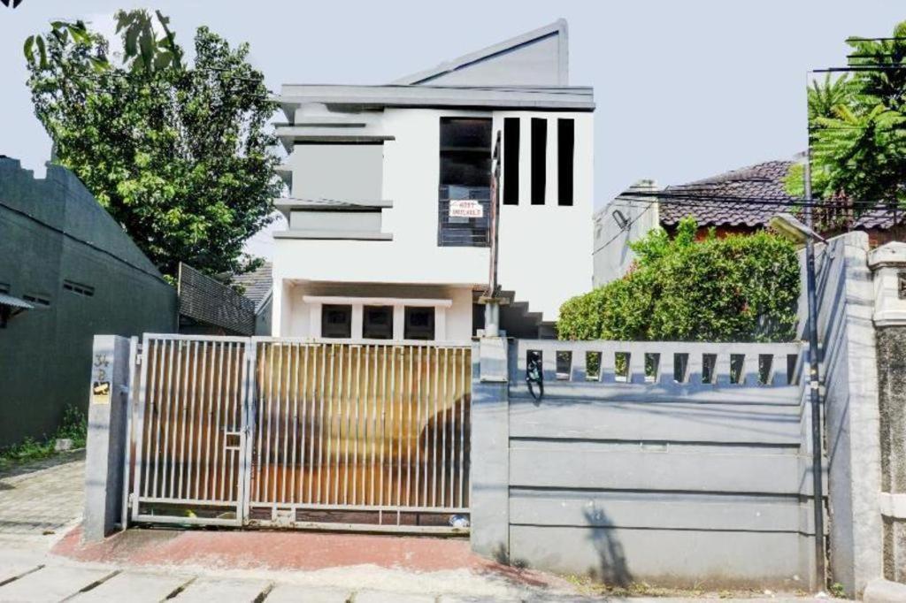 Oyo 90438 Mampang 34 Residence Jacarta Exterior foto